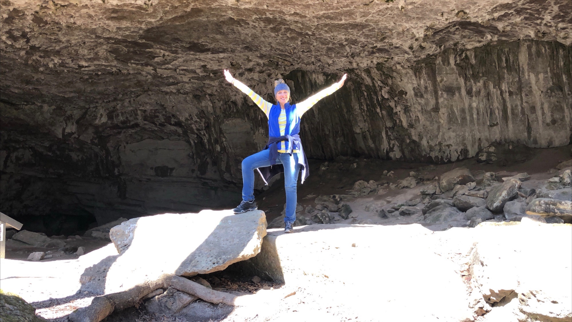 hiking arkansas indian rockhouse